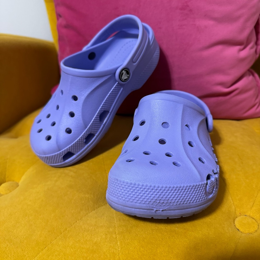 CROCS Kids Baya Clogs - Lavender - GC - Size 1 - Picture 4 of 7